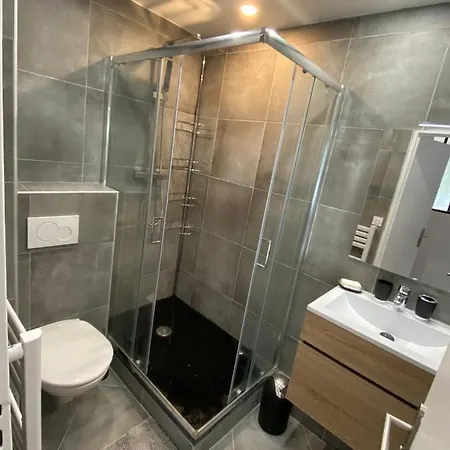 Appartement T5 Tres Bien Equipe