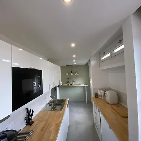 Appartement T5 Tres Bien Equipe Lägenhet Reims